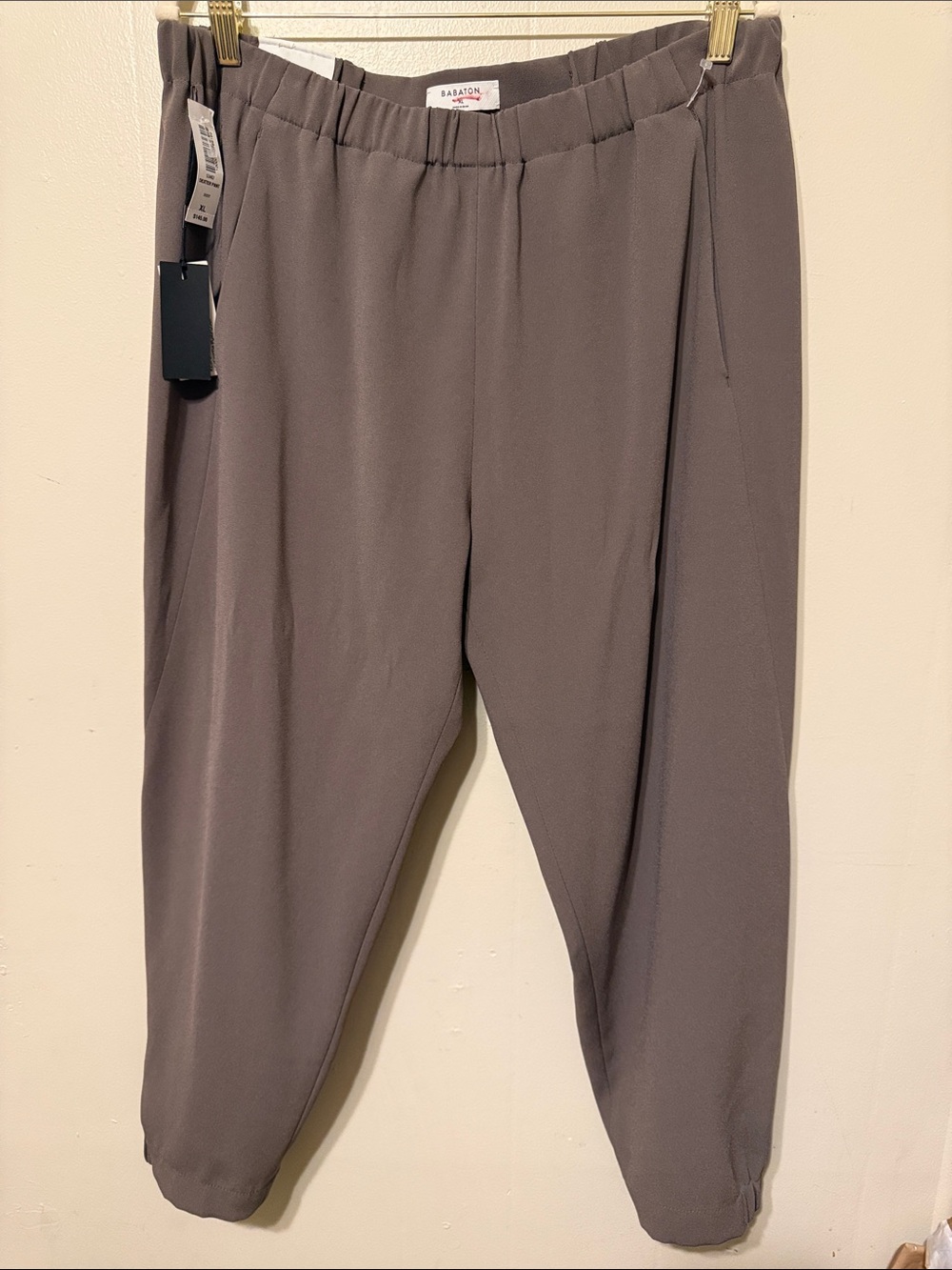 New Babaton Dexter XL Taupe Jogger Pants with Elastic Waist